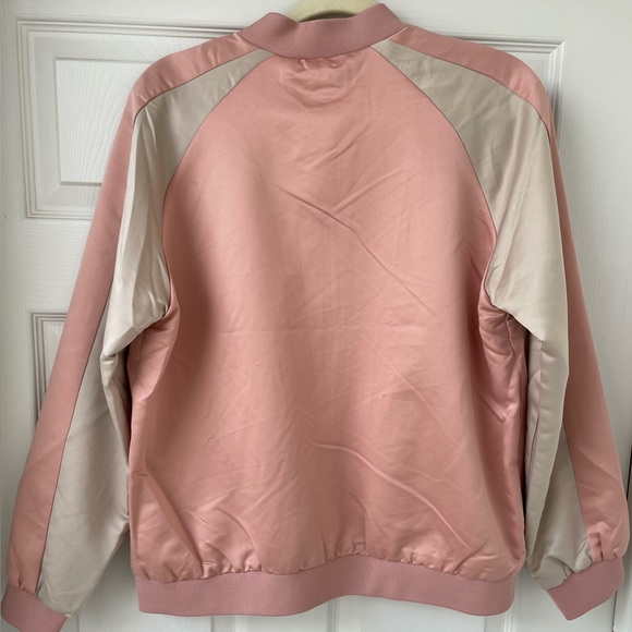 Pink Forever 21 Bomber Jacket, size medium Unisex - Picture 4 of 5